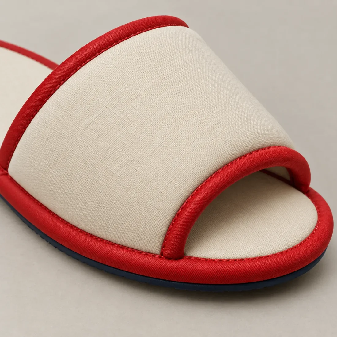 Puff Band Slides close up